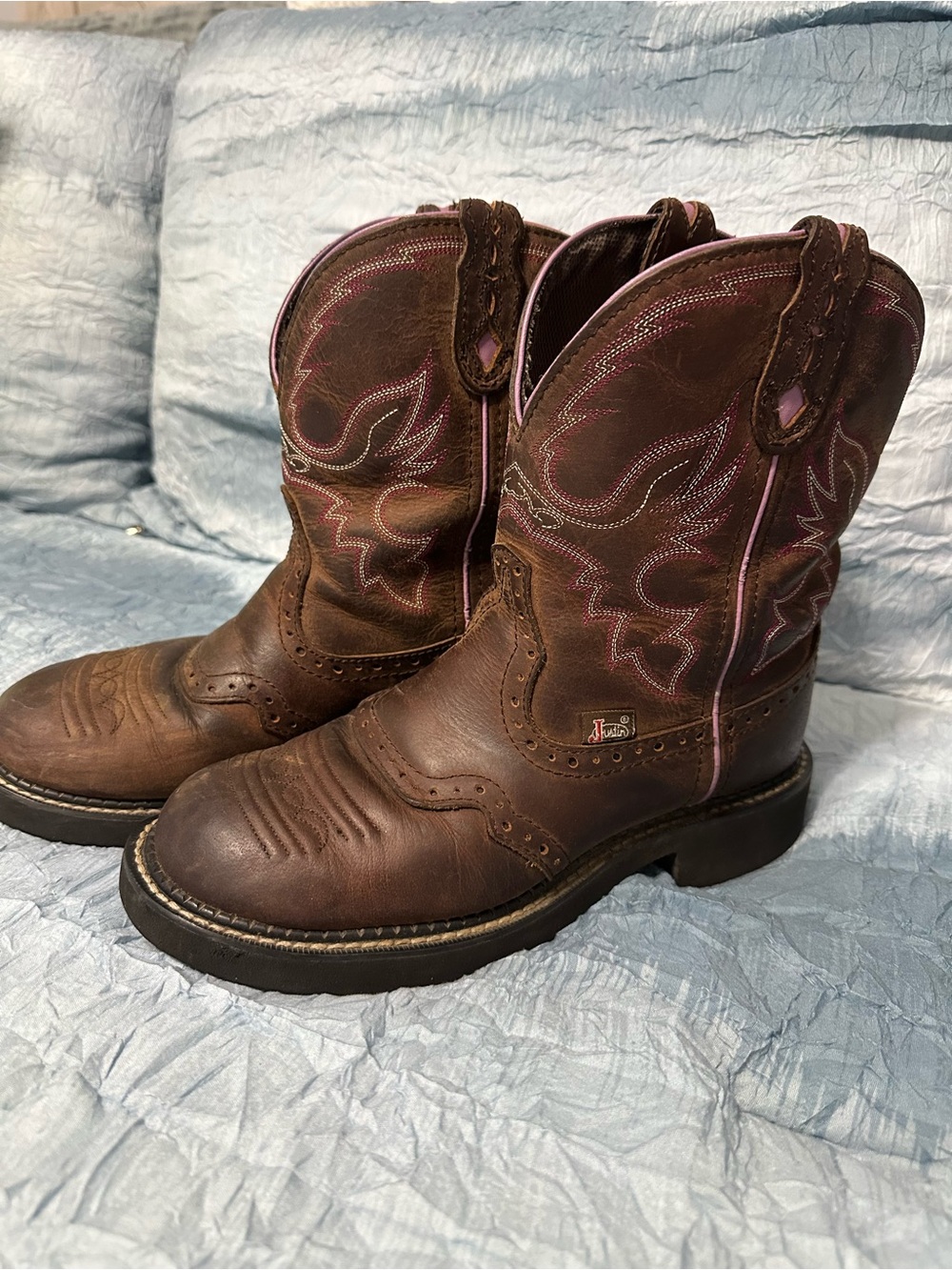 Justin Boots Brown Leather Ankle Western Boots with Pink Stitching